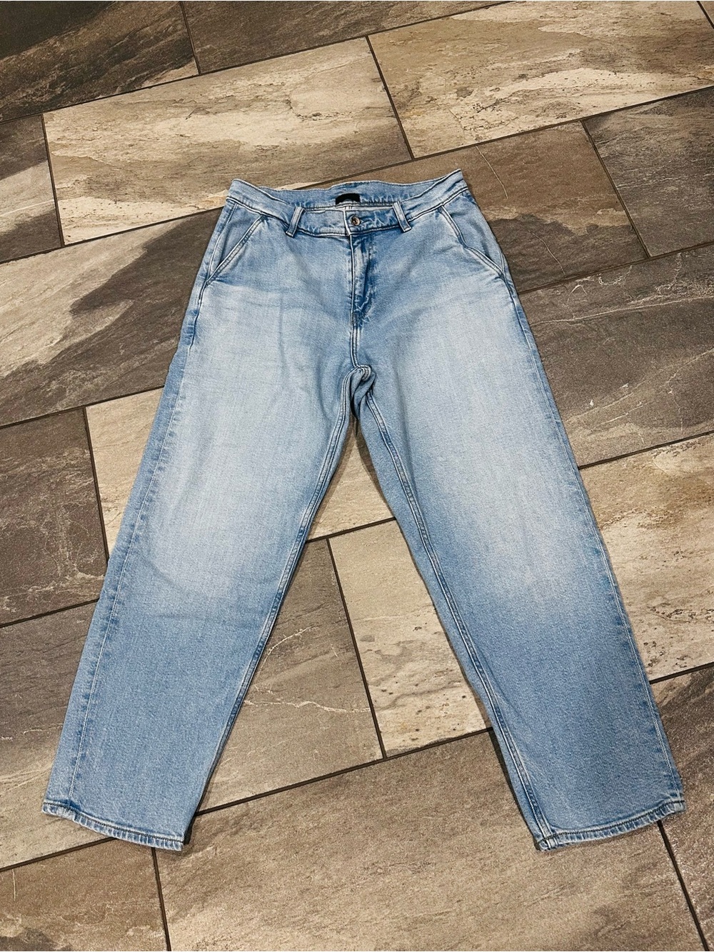 Uniqlo Light Blue Relaxed Fit Men's Jeans